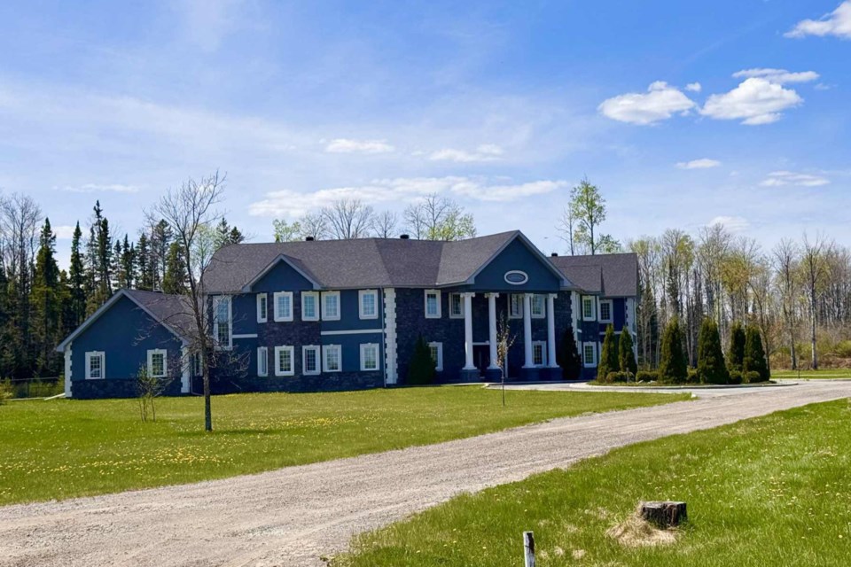 Tamatik Women's Housing